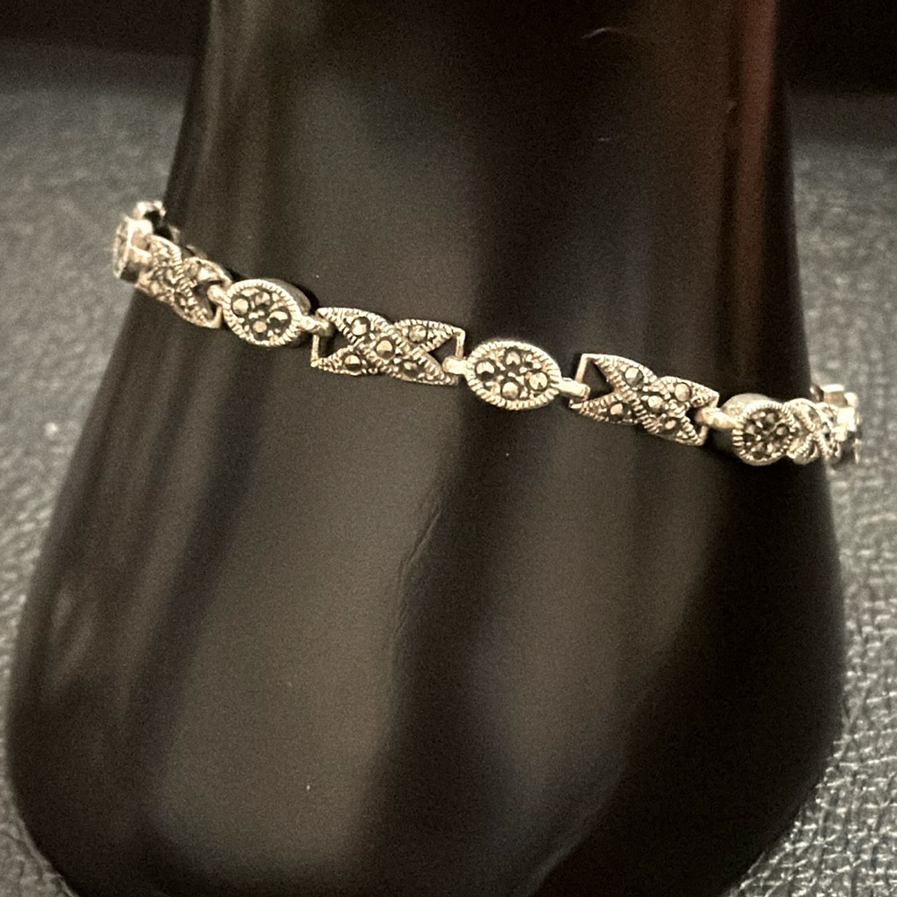 Sterling Silver X & O Bracelet w Marcasite Stones